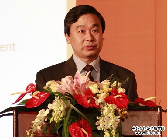 教育部国际合作司副巡视员徐永吉出席第十六届中国国际教育巡回展 教育部国际合作司副巡视员徐永吉出席第十六届中国国际教育巡回展